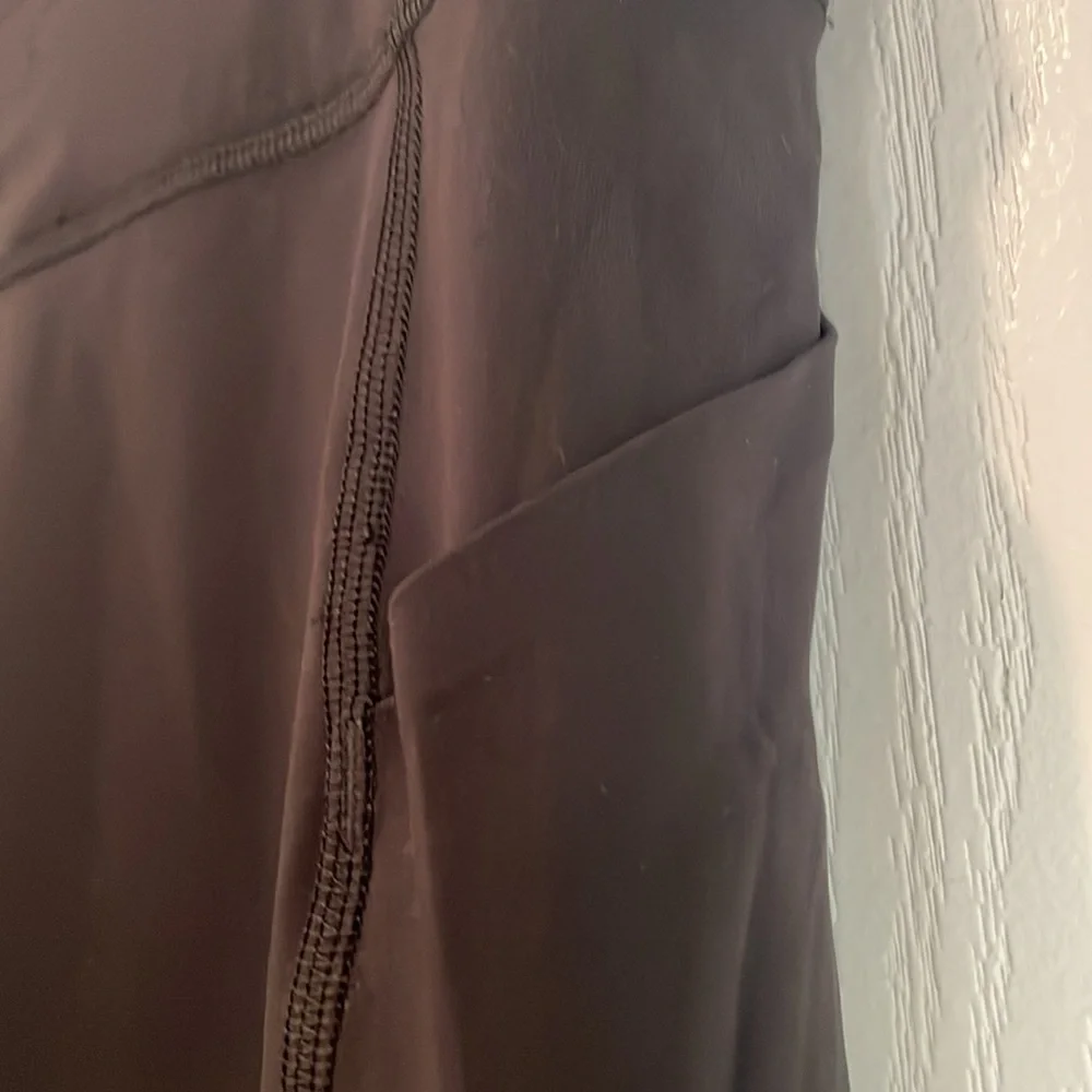 Lululemon athletica Black 6 - Picture 3 of 9